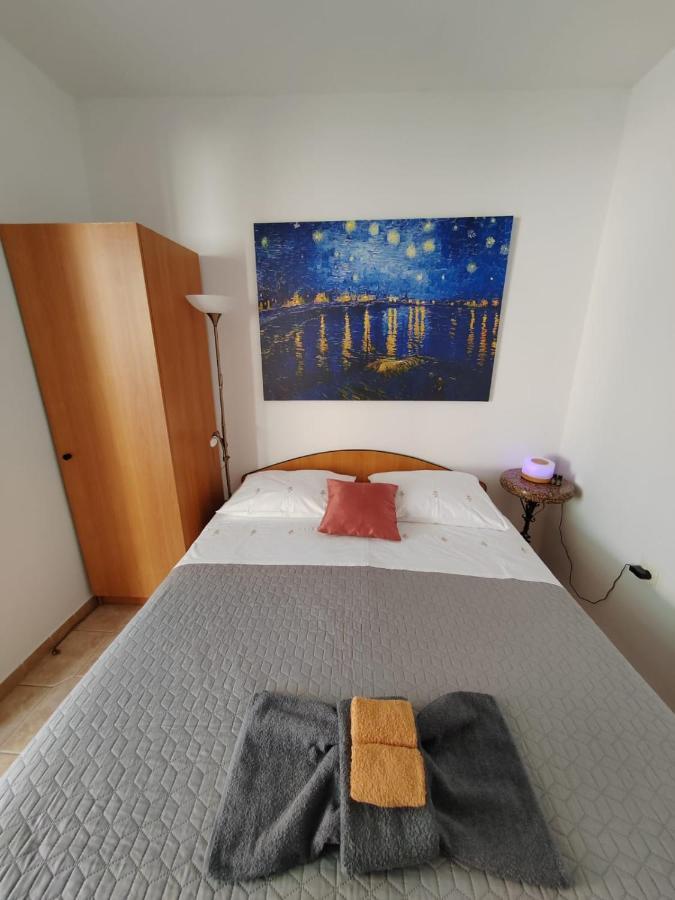 Apartments Turan Centrally Located With Free Parking Igrane Eksteriør billede